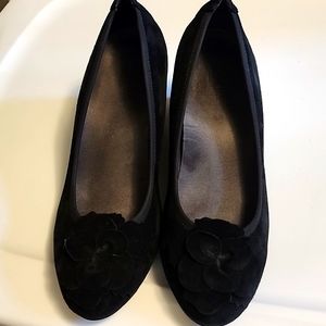 Vionic 389 Hayes Orthaheel Black Dress Wedge Pumps Size 9.5